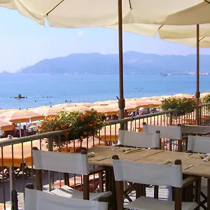 https://savona-santantonio-mare.hotelitalianriviera.com